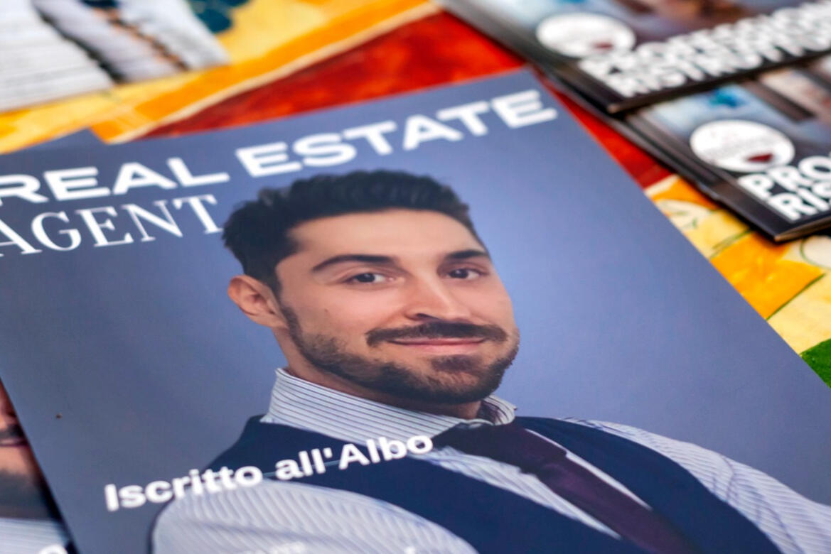 Brochure e materiali dedicati alla presentazione dell’immobile durante l’Open House.